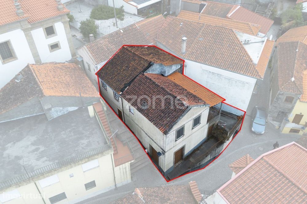 Moradia para Recuperar em Provesende – Coração do Douro Vinhateiro