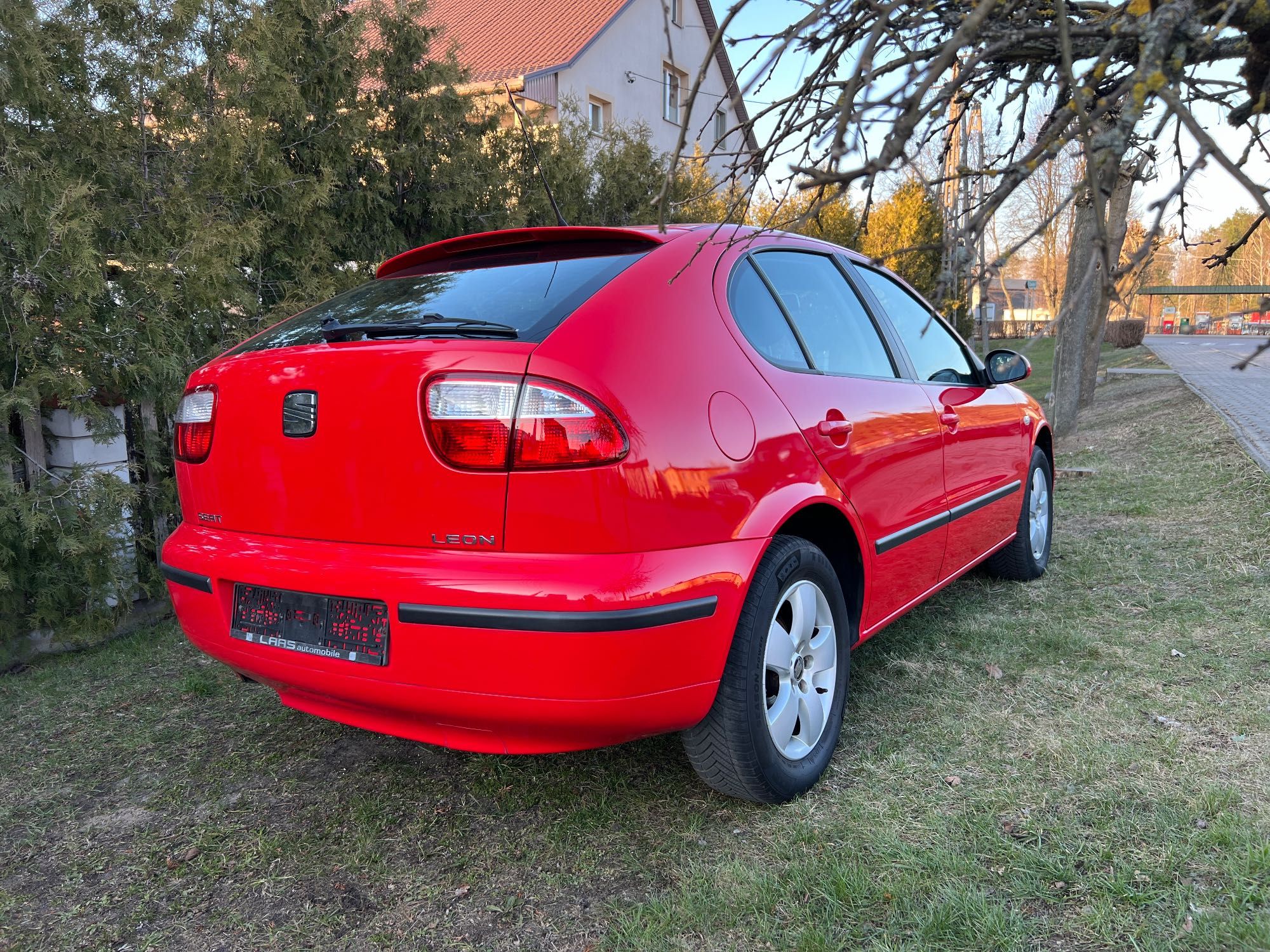 Seat Leon 1.6 benz 105 KM 2003 r 2 wł z Niemiec klimatronic stan bdb