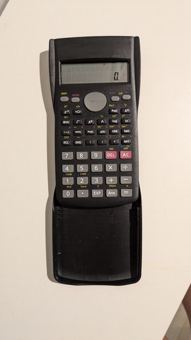 Kalkulator naukowy czarny baterie