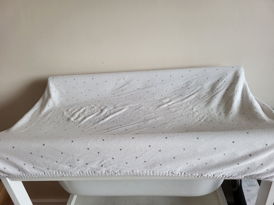 Przewijak, wanienka 2w1 na kółkach