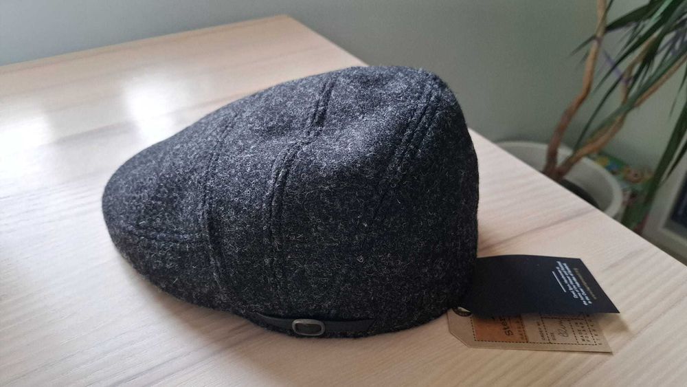 Kaszkiet Sterkowski rozm. 62 zimowy Harris Tweed nowy