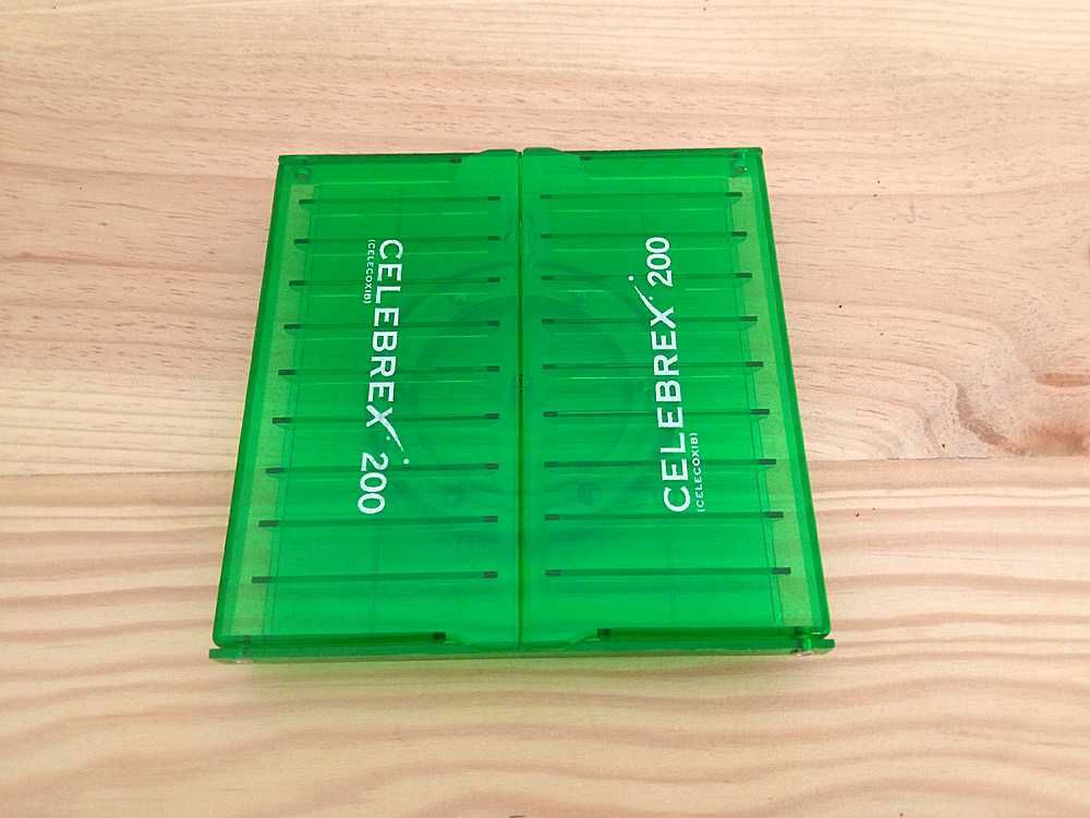 Suportes Giratórios Para 10 CDs
