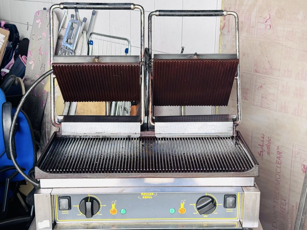 Grill Kontaktowy podwujny Roller Majestic R 4 kW/400V do Kebaba Profes