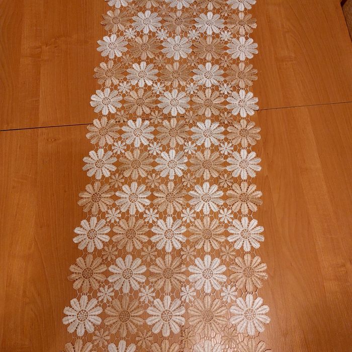 Serweta , bieżnik na stół