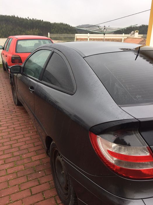 Mercedes C220 Sport Coupe 2006 p/ peças ou inteiro