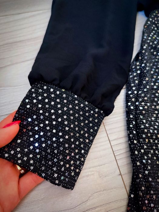 Piękna nowa błyszcząca sukienka XS