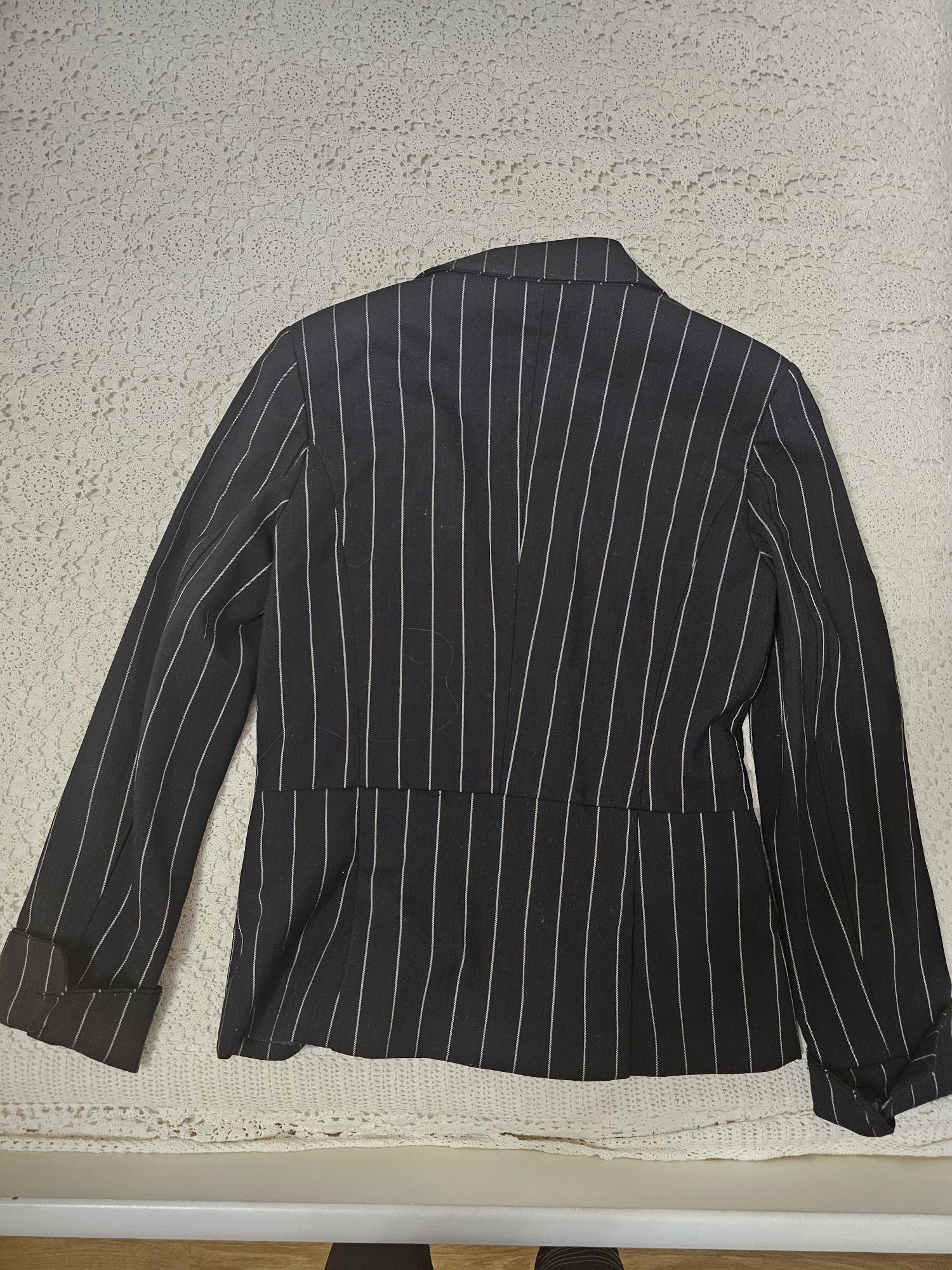 Marynarka żakiet w paski czarny Vero Moda M