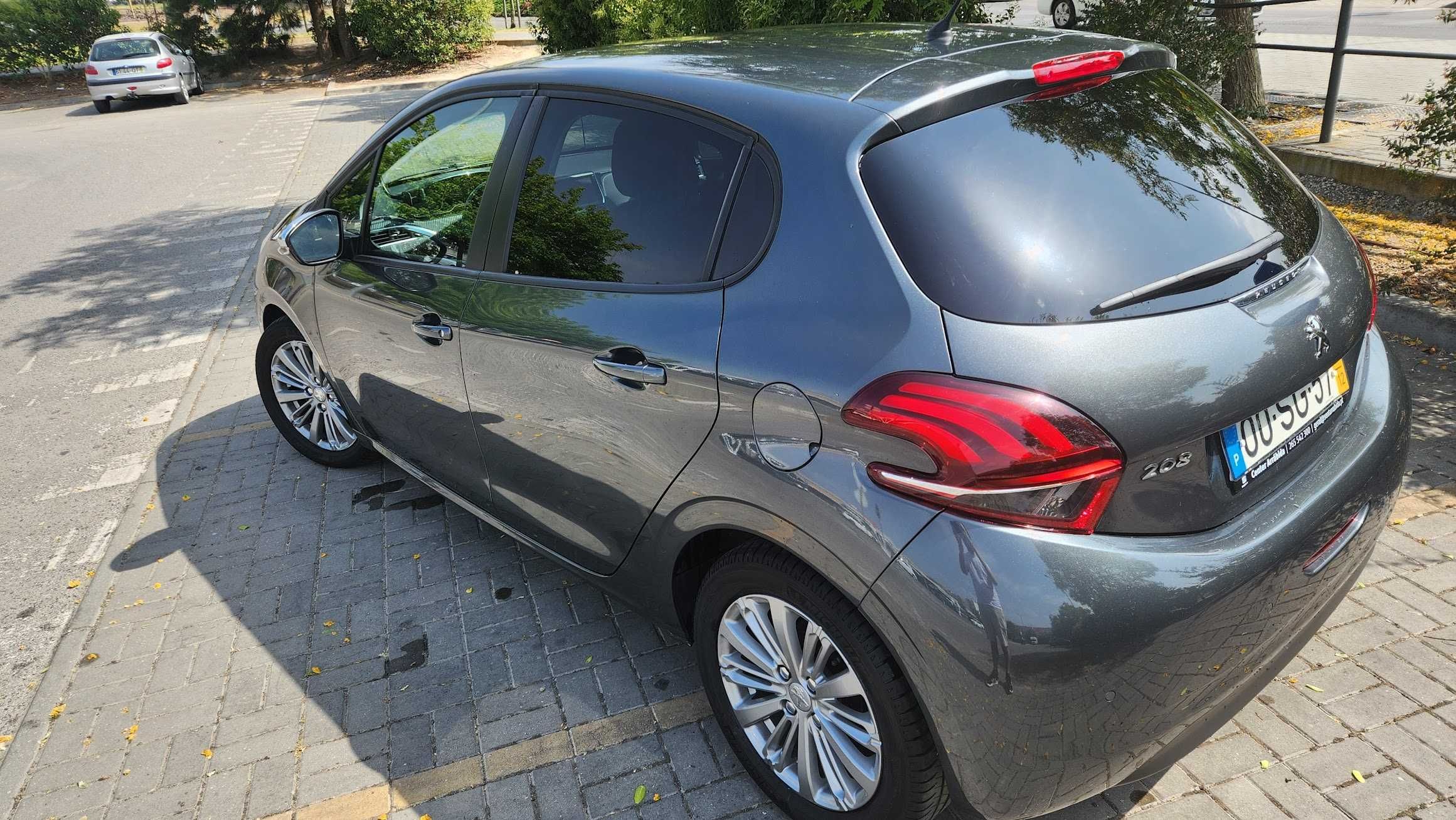 Peugeot 208 1.6 Bluehdi Style 2016 - Gasóleo - 68.000km