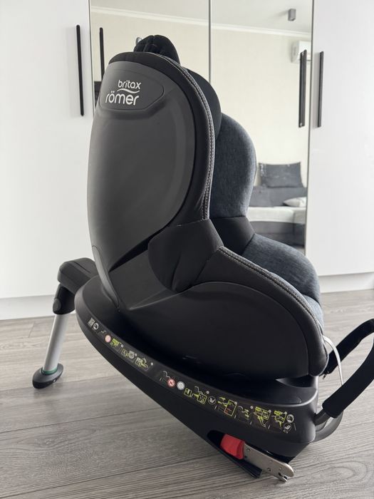 Дитяче автокрісло Britax Romer 0-3 поворотне