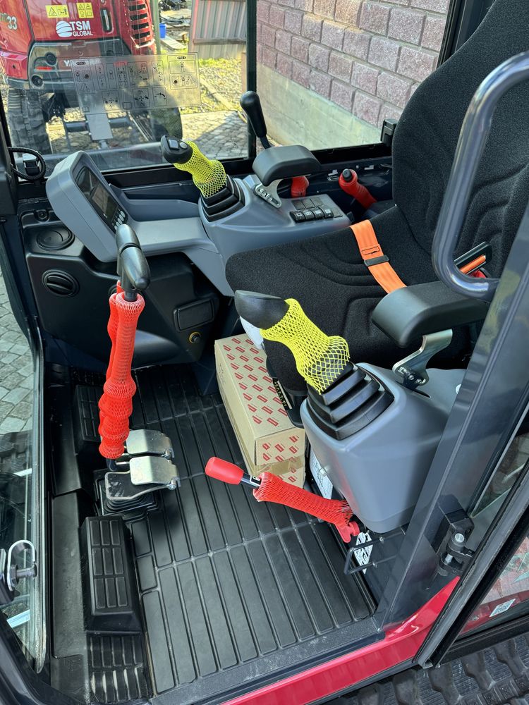 Міні екскаватор YANMAR SV 22 (японія) новий