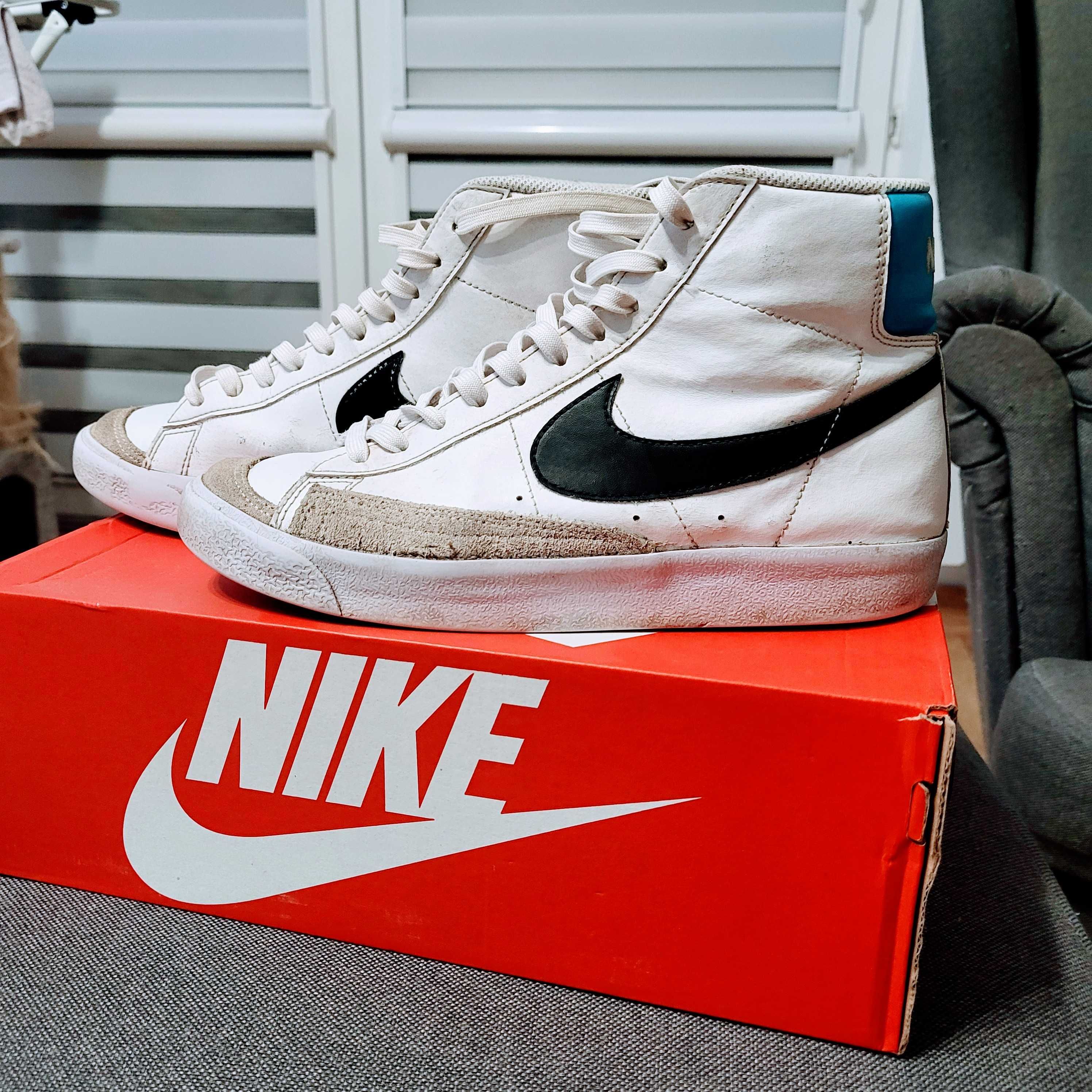 Nike Sportswear BLAZER MID 77 - Sneakersy wysokie r. 40 biało-czarne