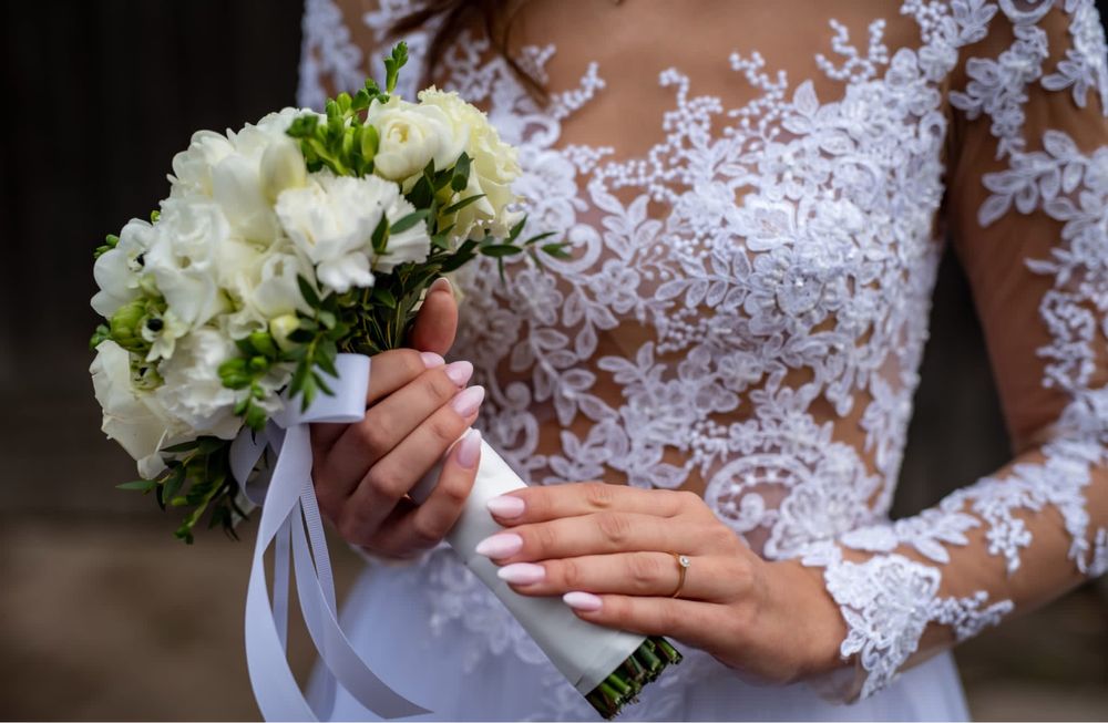 Piękna biała suknia ślubna s 36 na miarę