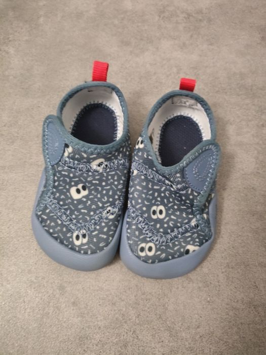 Kapcie chłopięce, do wody rozmiar 22 Decathlon