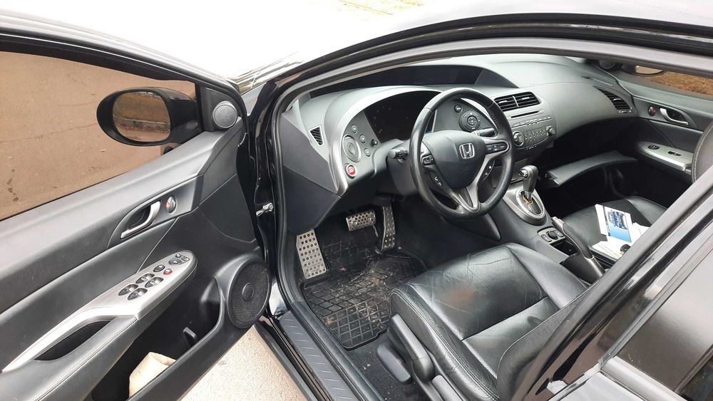 Honda Civic 5D 2010 р 1.8 АТ газ 96000 км пробіг