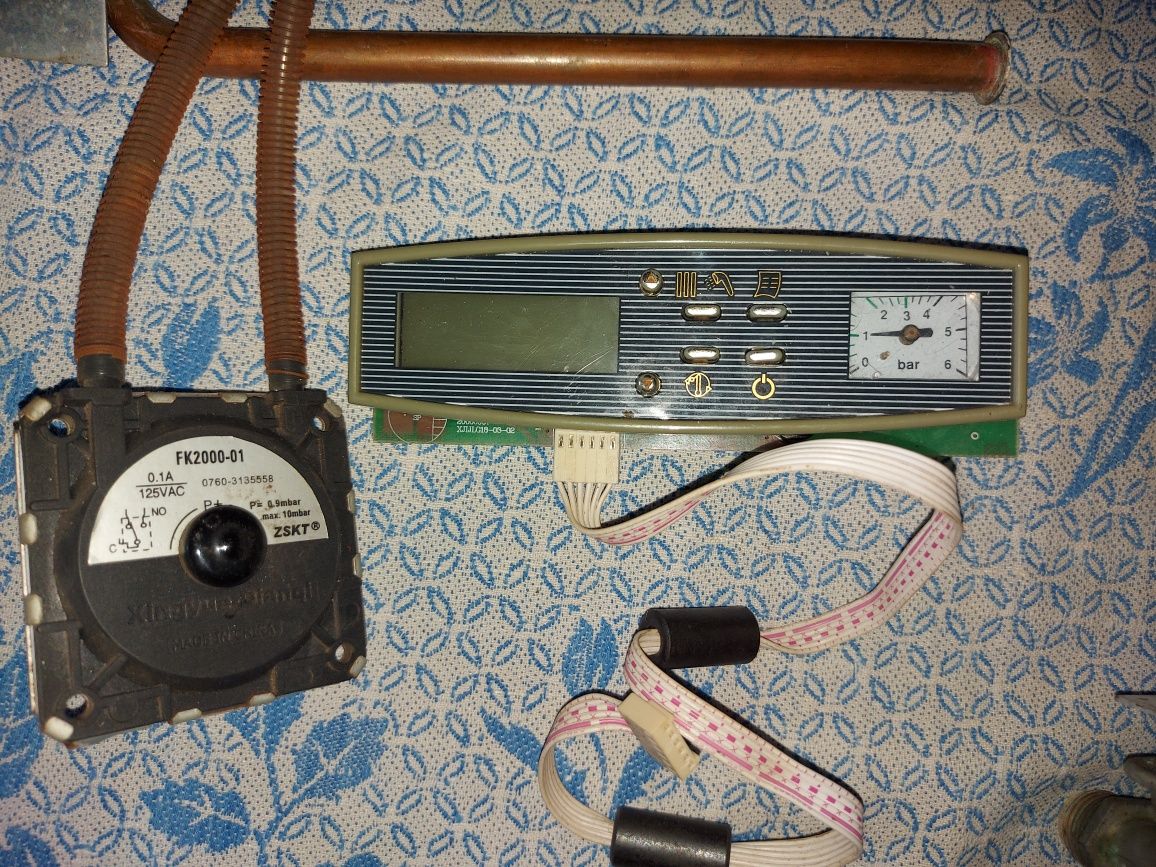 Газовый котел НОВА Тек АГД - 18 ЗАПЧАСТИ рабочий