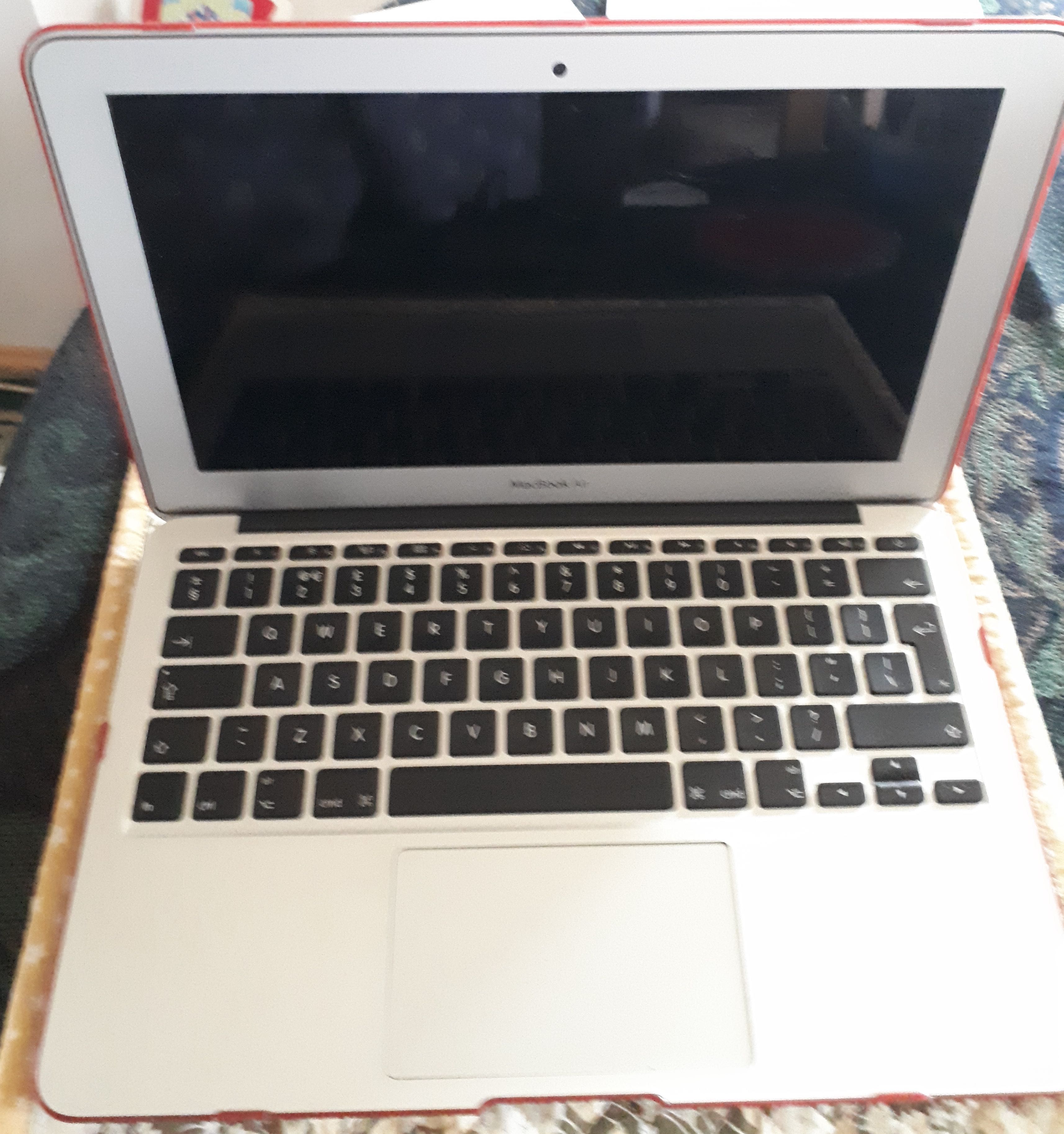MacBook Air 11 i5 4/121GB BDB