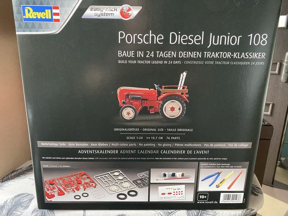 Revell Porsche Junior 108 kalendarz adwentowy
