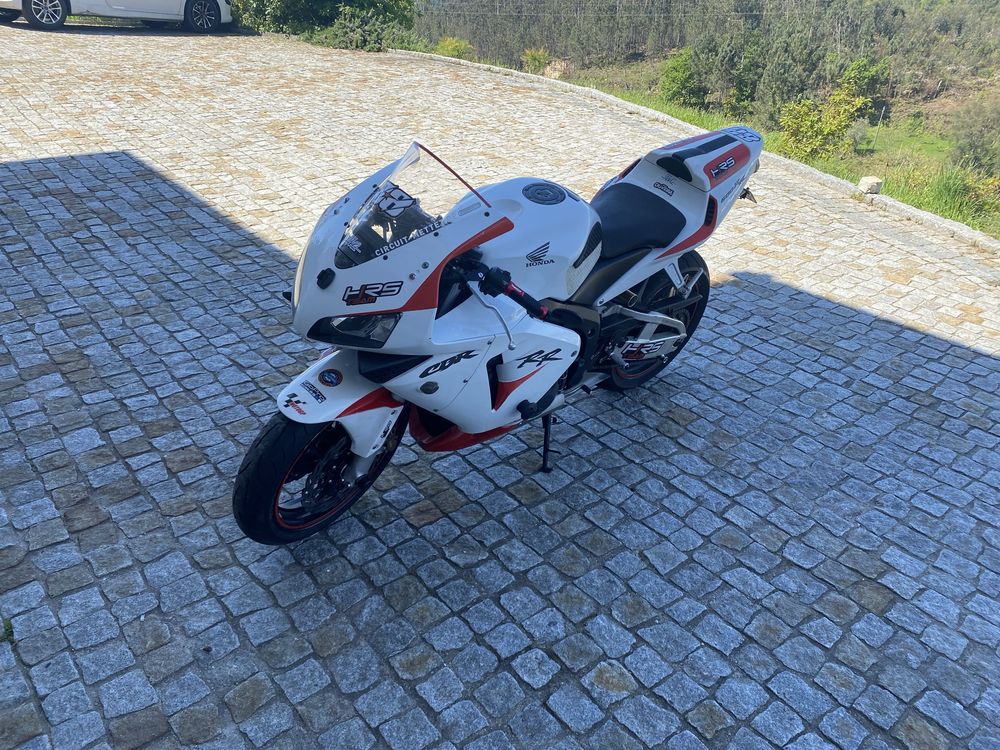 Honda cbr 600 rr