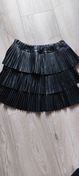 Spódniczka plisowana eko skóra