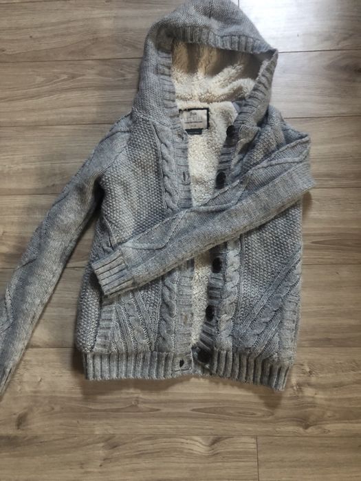 Sweterek z mieciutkim futerkiem