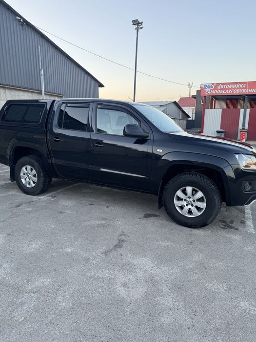 Volkswagen Amarok хороший стан малий пробіг
