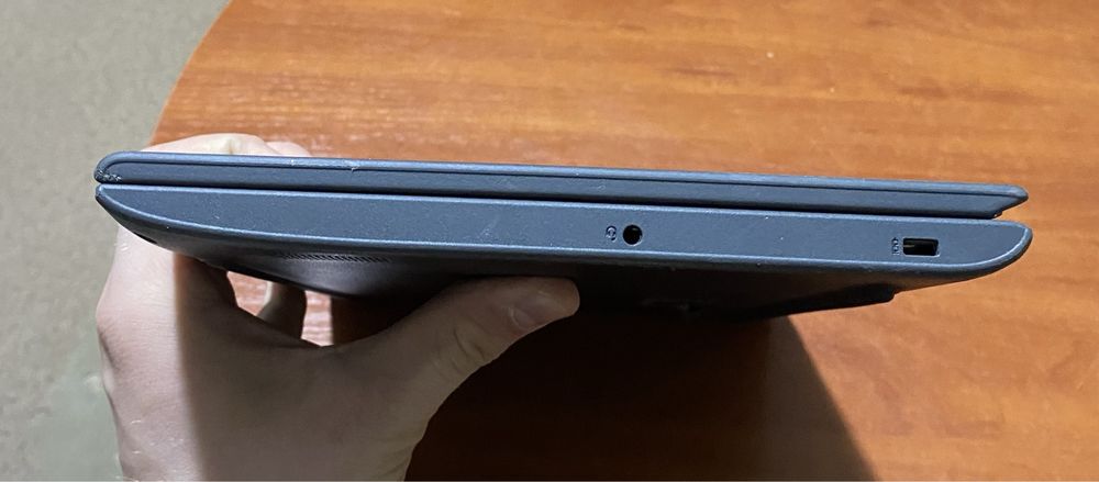 lenovo 100e chromebook gen 2 11.6" на запчастини! D896