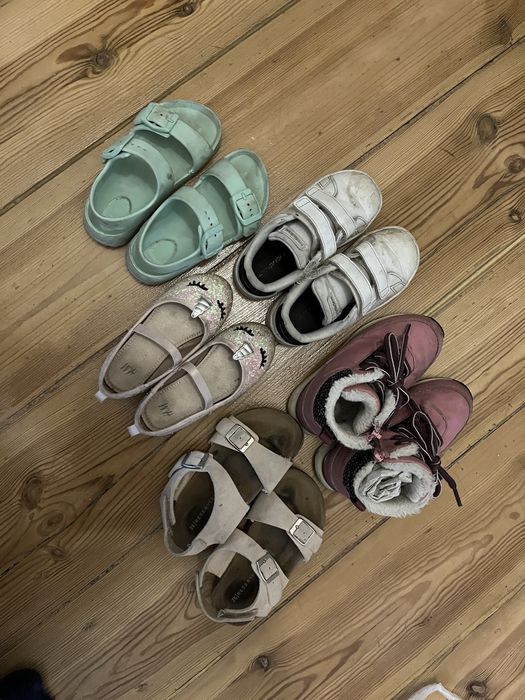 Buty 5 dziecięce 26 reserved adidas zimowe śniegowce sandały adidasy