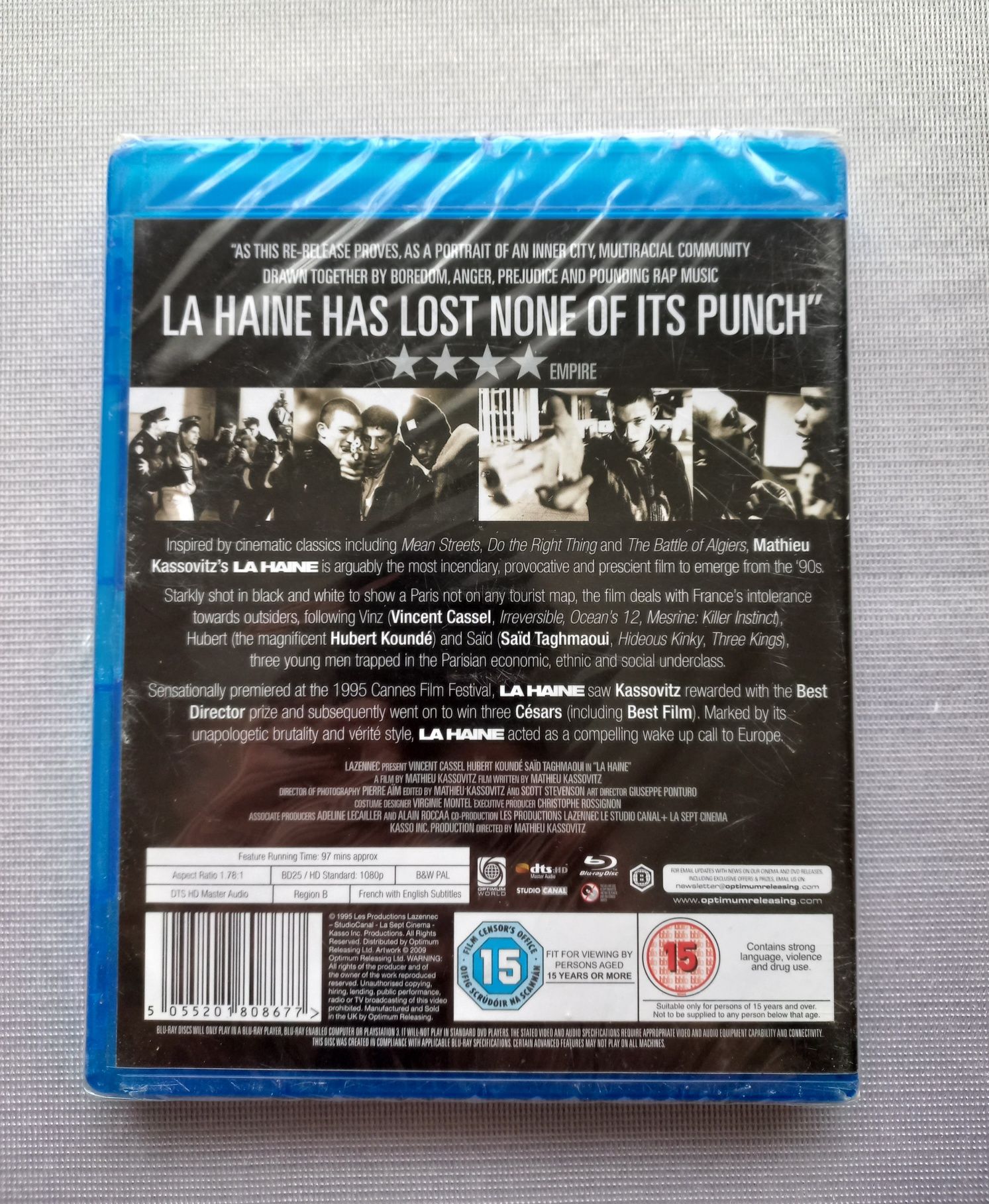 DVD Blu Ray фильм Ненависть La Haine (на Англ.)
Состояние - новый, зап