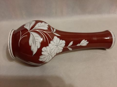 Prześliczny wazon wykonany z porcelany niemiecki -sygnowany