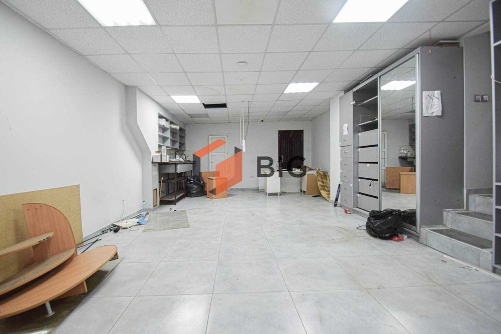 Приміщення 100 м2 з фасадним входом за вул. Чернівецька