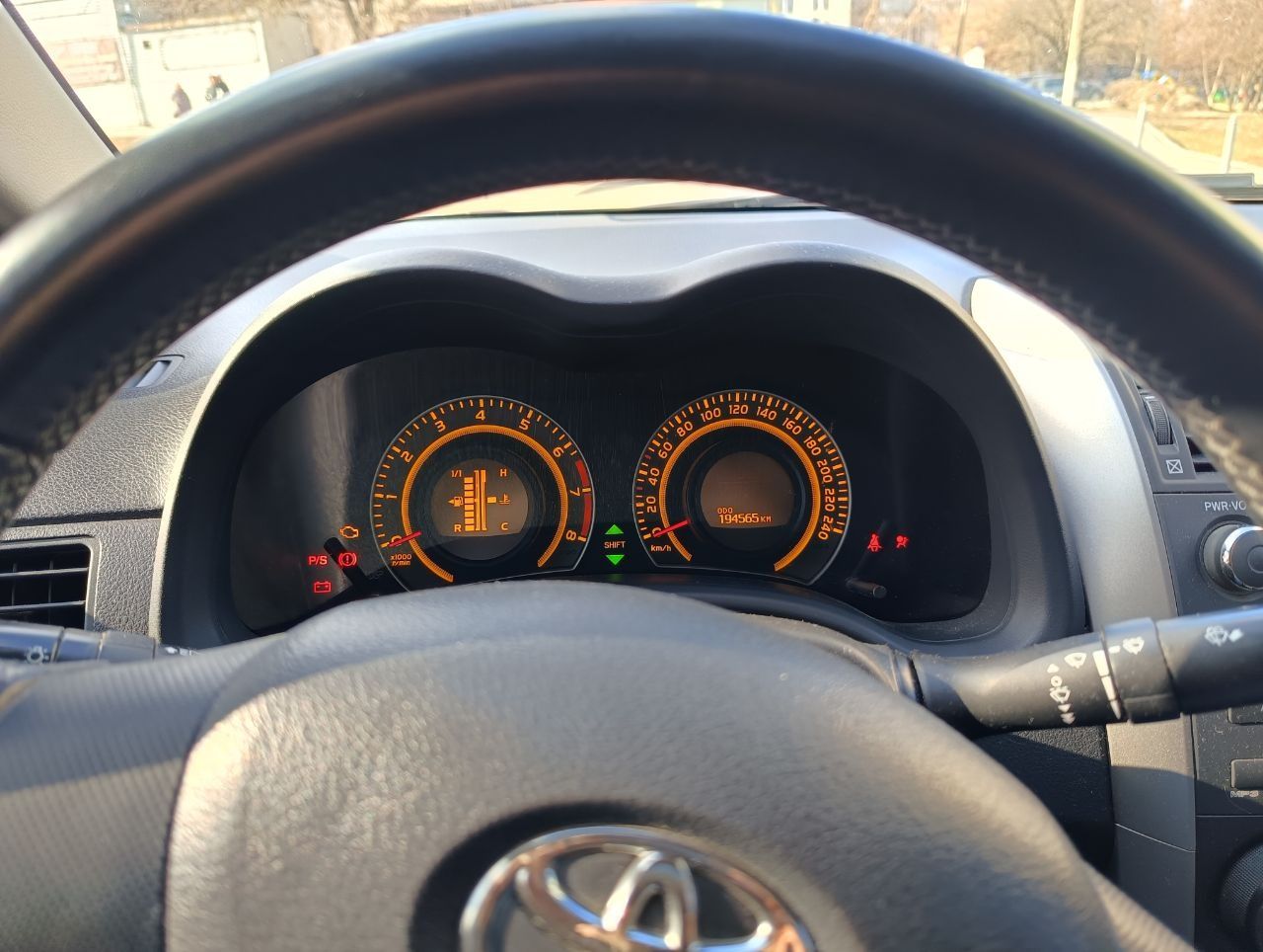 Продам Toyota Corolla