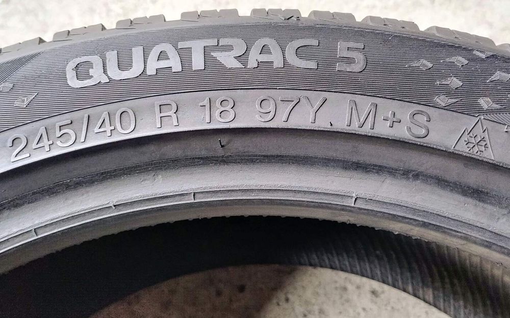 Шини зимові R18 245/40 Vredestein Quatrac 5