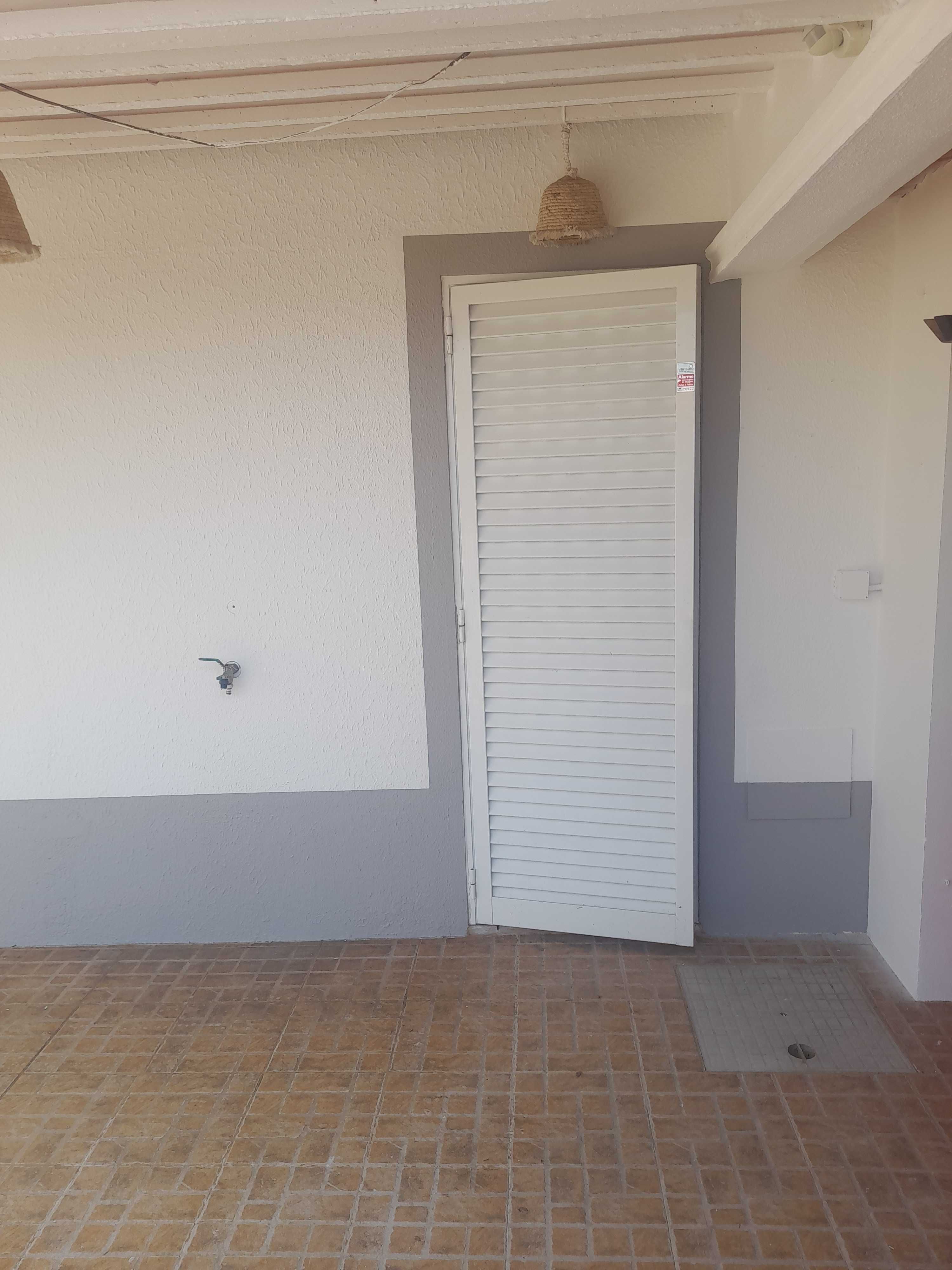 Faço trabalhos pinturas chao flutuante pladur