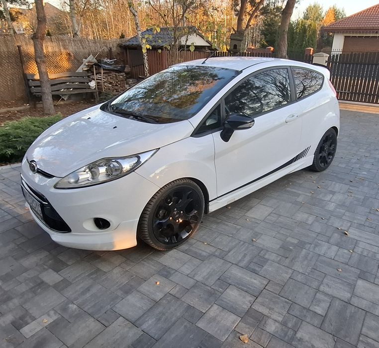 Ford Fiesta mk7 Sport 1.6 benzyna ST-line Individual