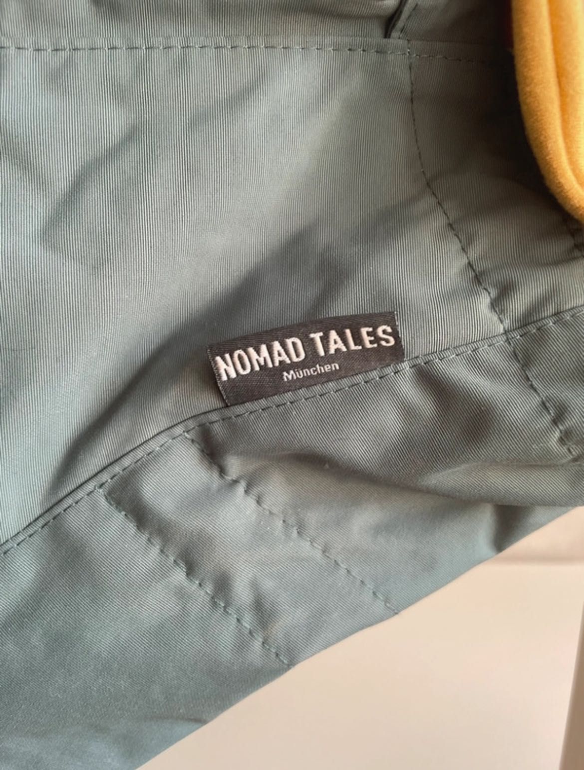 Kombinezon wodoodporny dla psa Nomad Tales