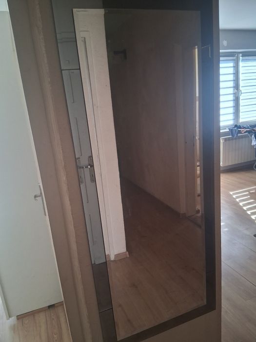 Lustro do przedpokoju