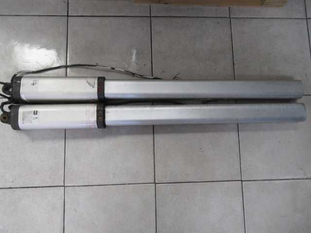 Napęd do bram skrzydłowych BFT LUX 2B 230V hydrauliczny 2szt.