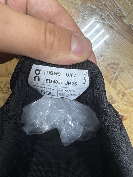 Жіноча трекінгові кросівки/для міста ON Running CloudAway розмір 40.5