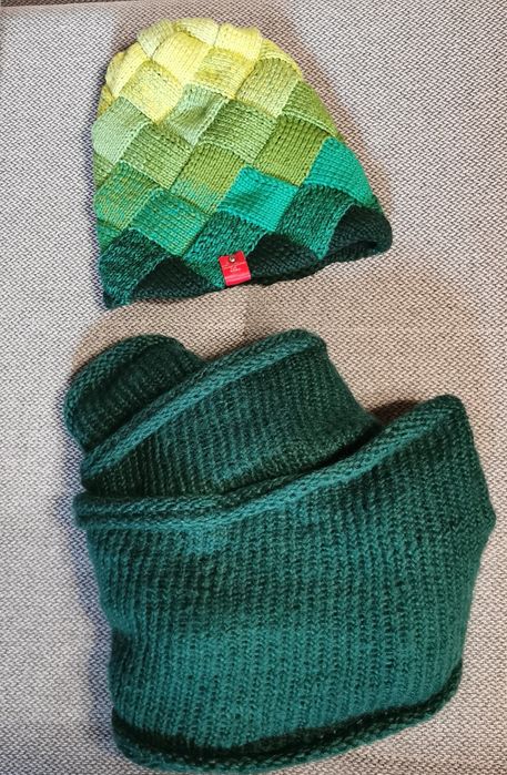Komplet czapka + komin butelkowa zielen handmade