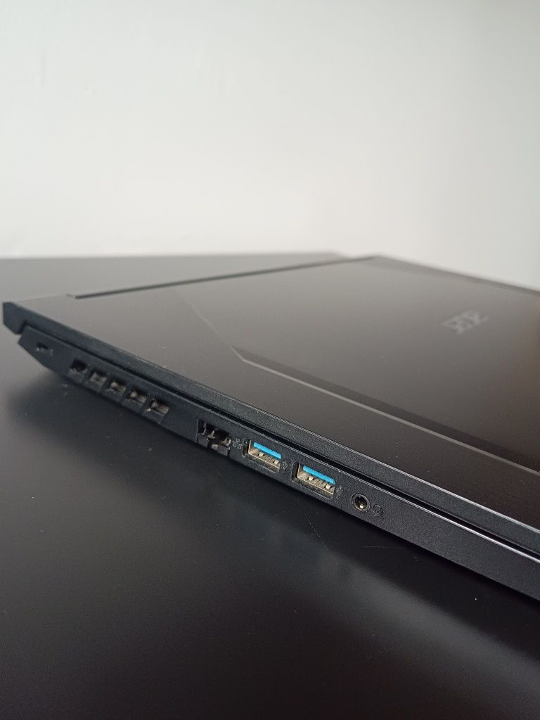Acer nitro 5 AN515-55 - GTX1650/i5/8GB/SSD475GB, HDD 900GB/IPS
