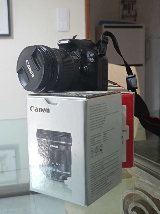 Máquina fotográfica Canon 100d com lente Canon 10 - 18 mm