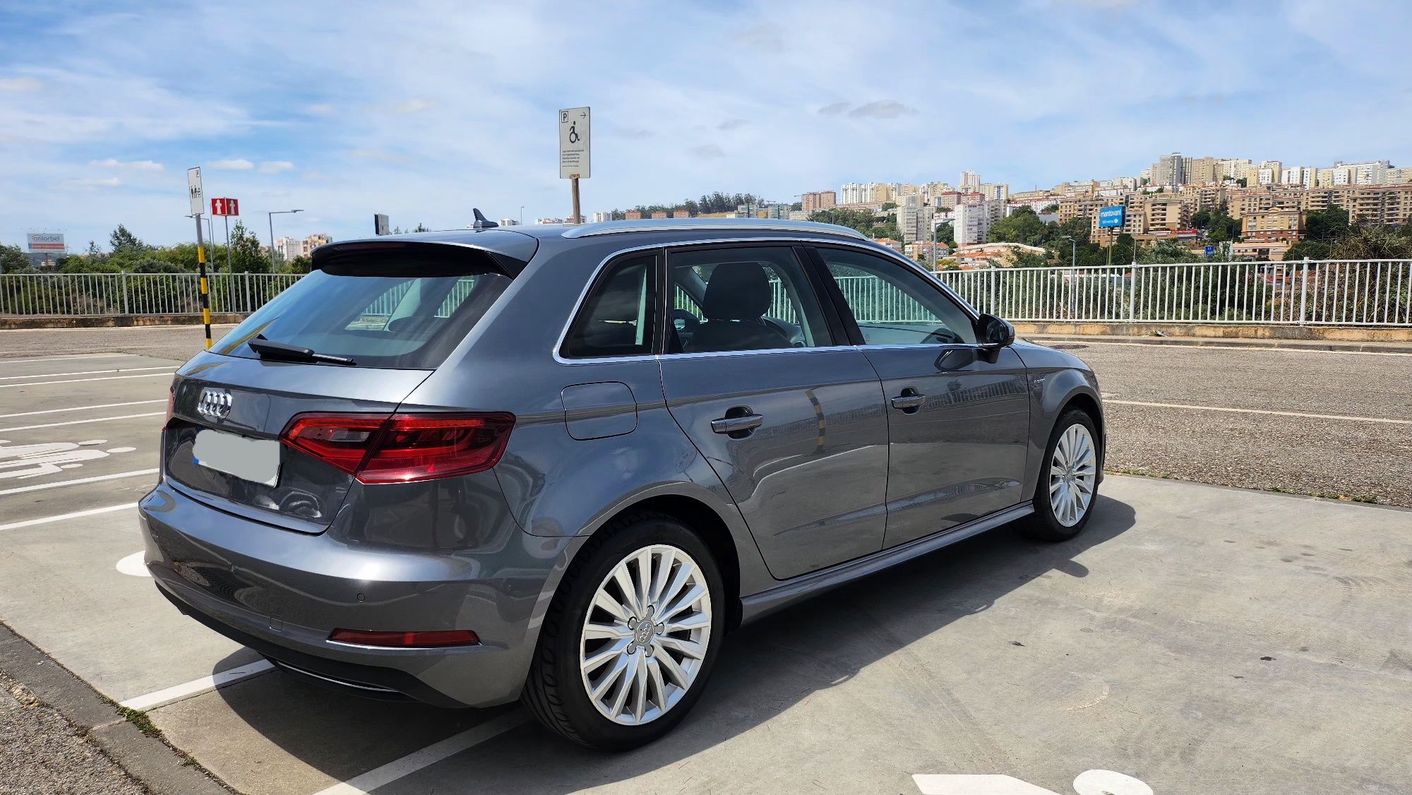 Audi a3 Sportback Etron