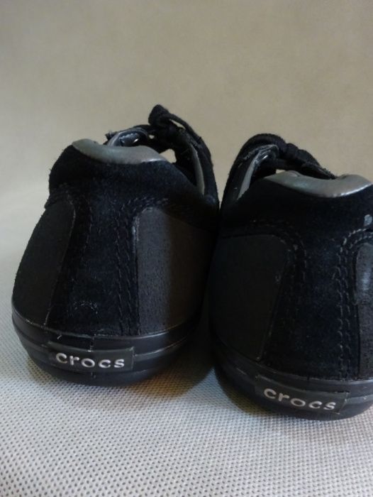 crocs czarne półbuty M 7 -39-40 wkładka 24,6 cm buty, obuwie