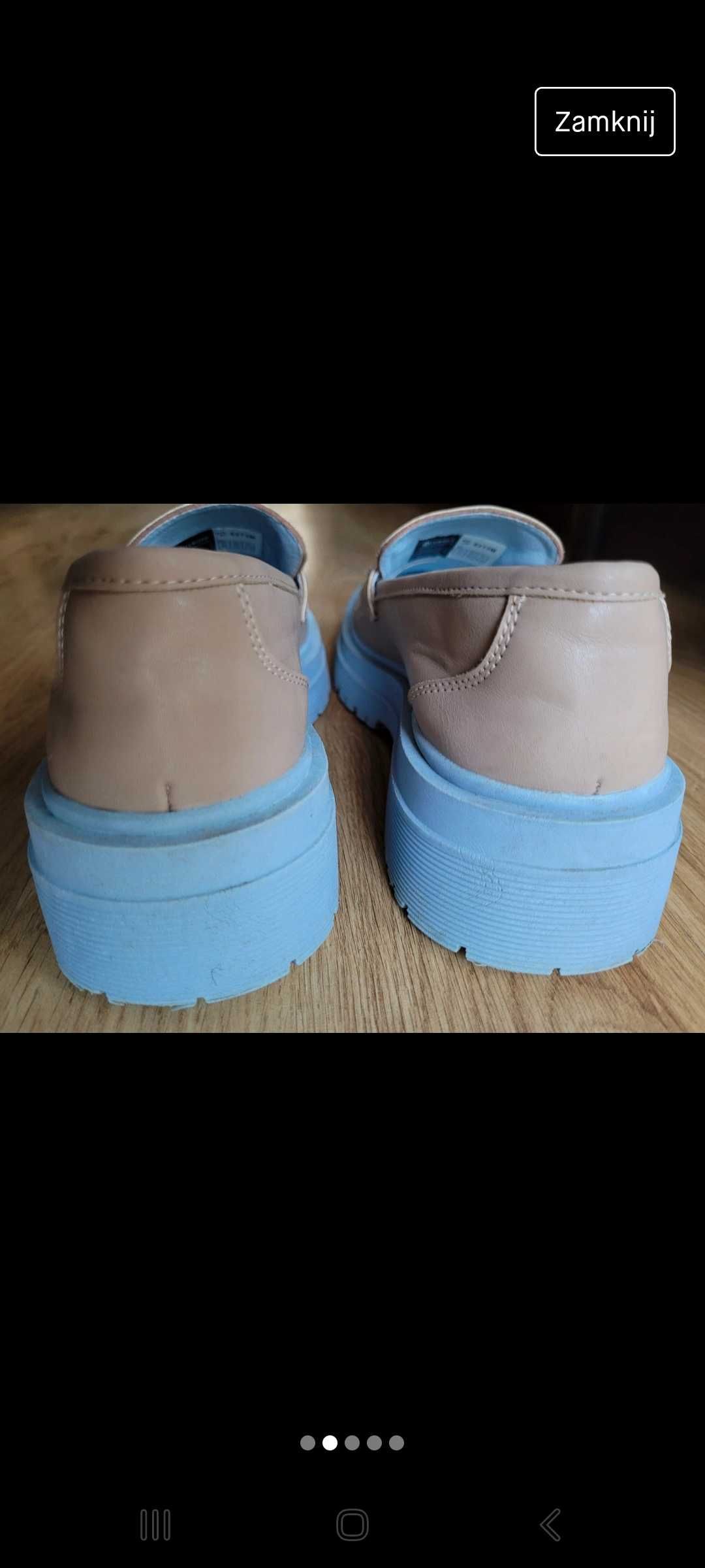 Buty mokasyny Cropp