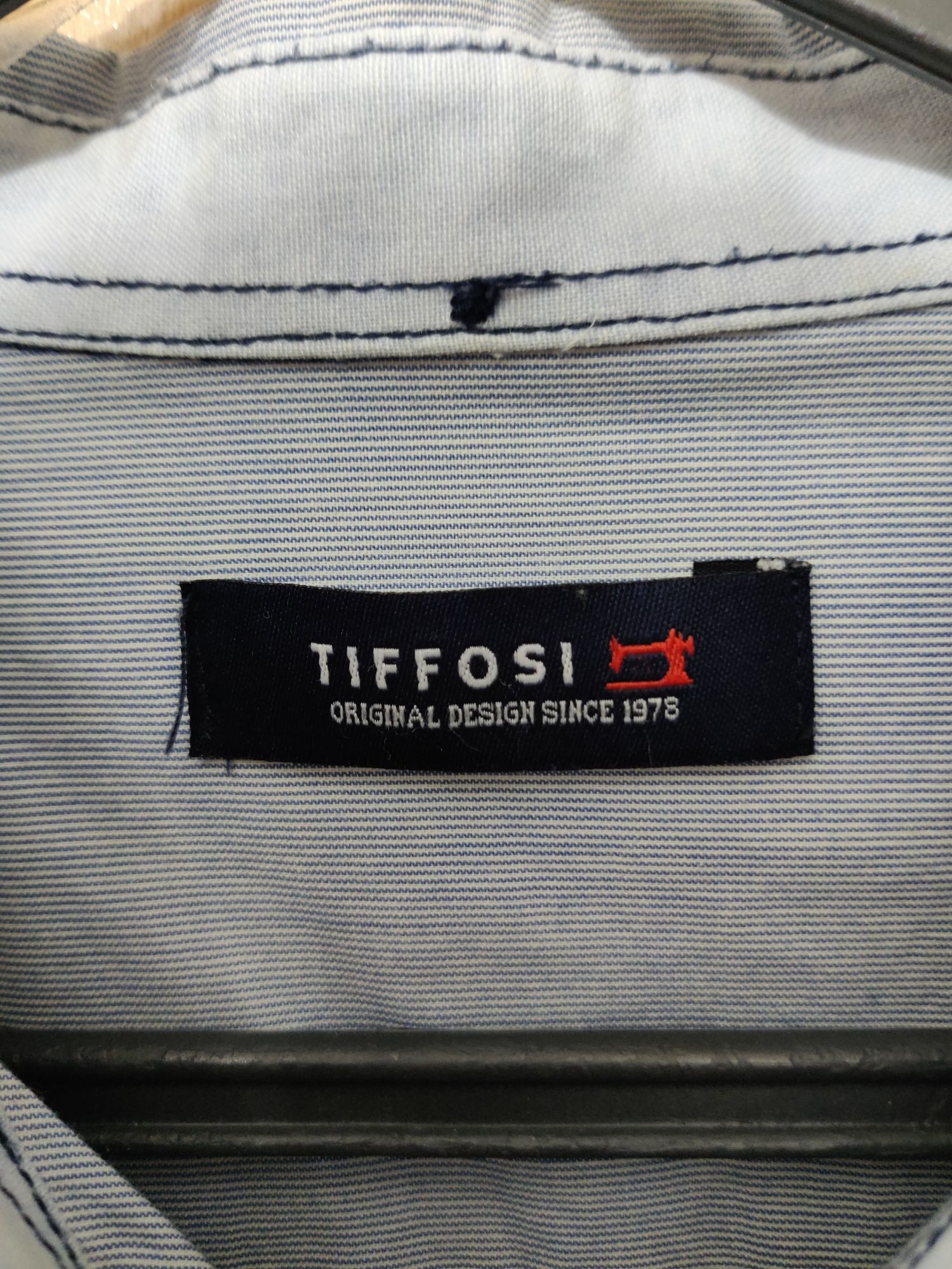 Camisa da Tiffosi - tamanho M/L