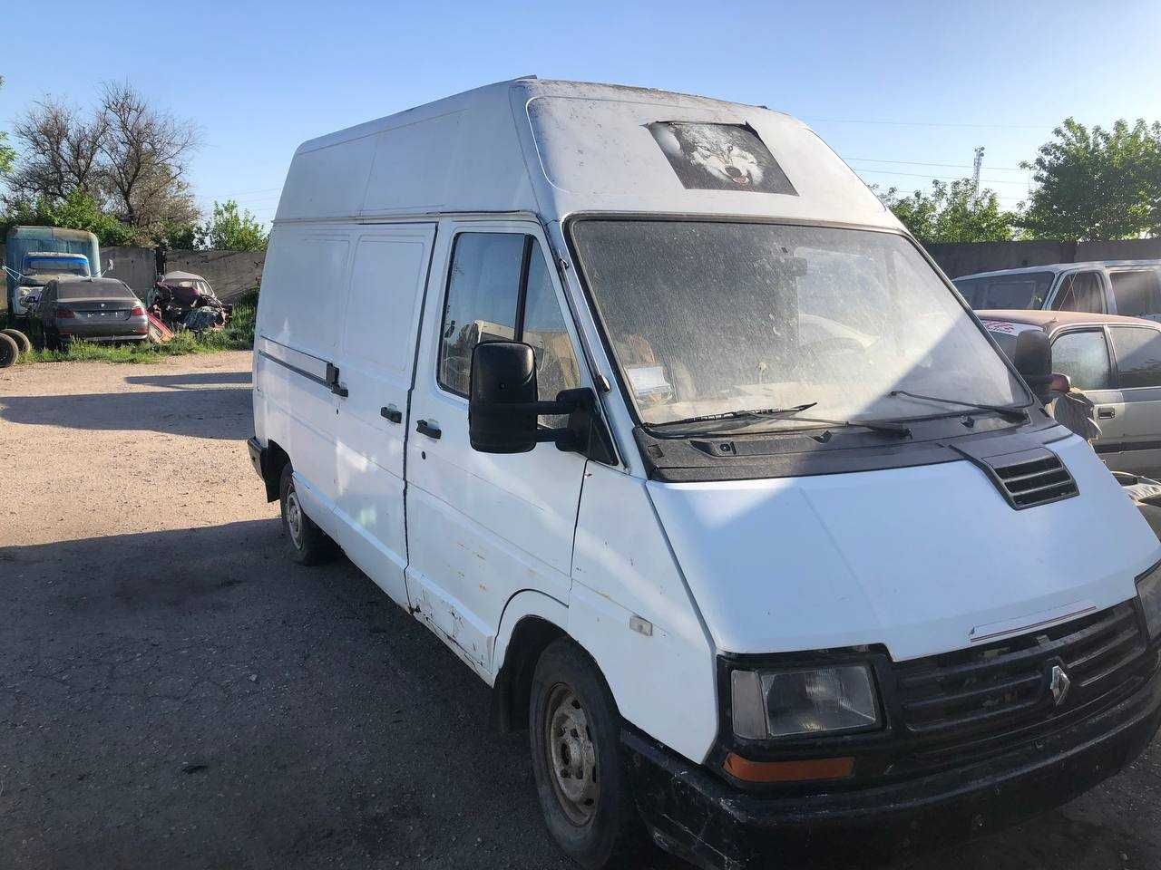 Рено трафик 2.5 дизель / Renault Trafic 1996 - запчасти, разборка