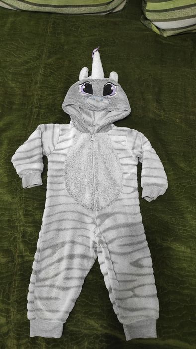 Продам тёплый ромпер, человечек