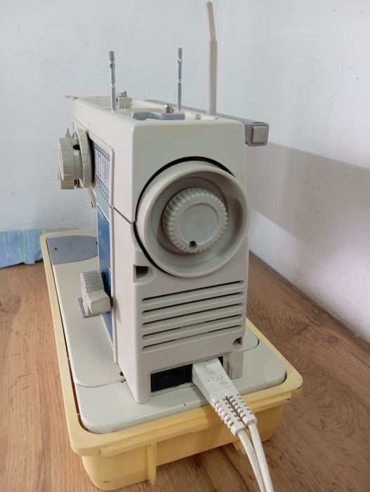 Швейна машинка фірми Veritas (швейні машинки)