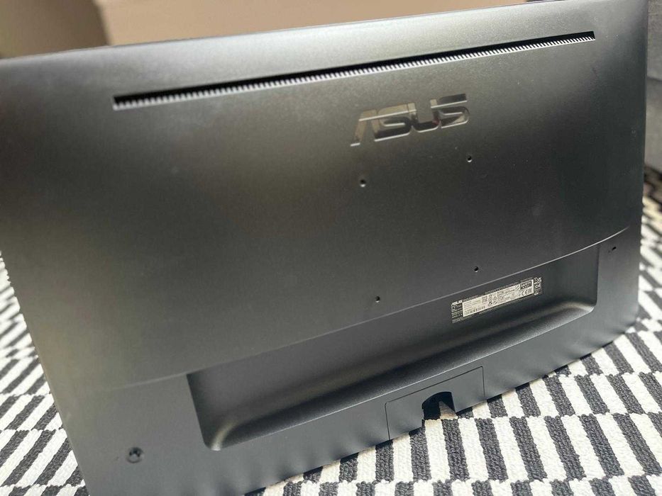 Monitor ASUS 27'' IPS 144Hz