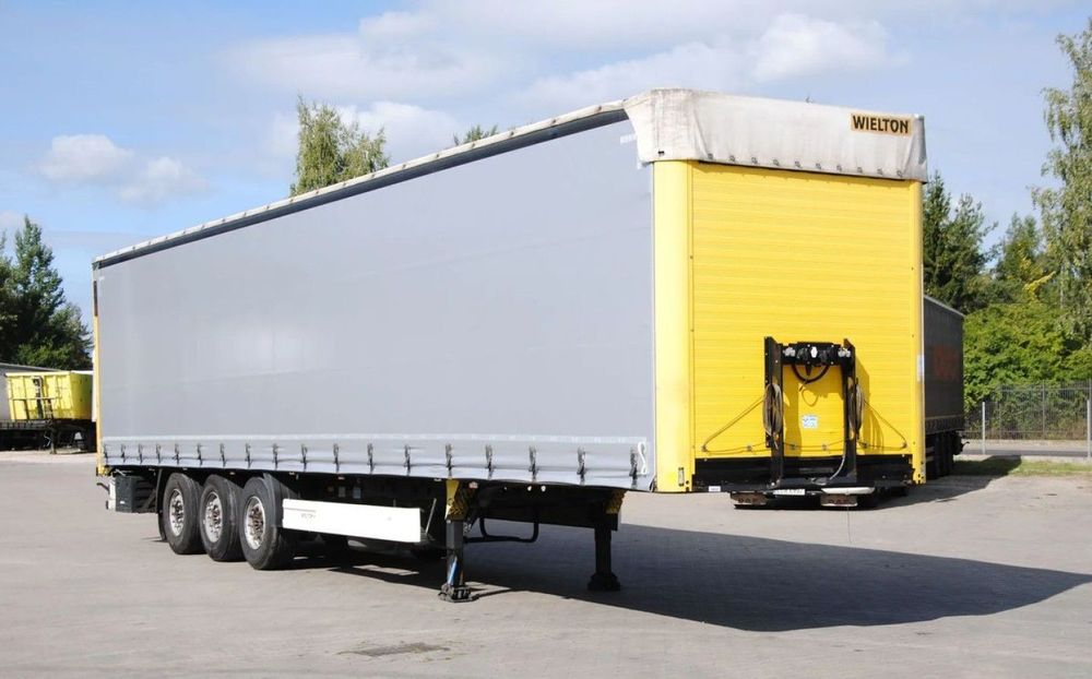 Wielton Podnoszona oś, SAF  Podnoszona oś, podnoszony dach, SAF, zabudowa Varios, nowa plandeka